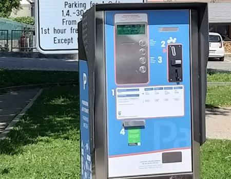 S PRVIM APRILOM JE NA PLAČLJIVIH PARKIRIŠČIH OBVEZNO PLAČILO PARKIRNINE3